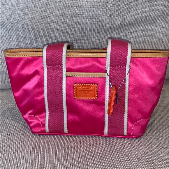 hot pink coach tote